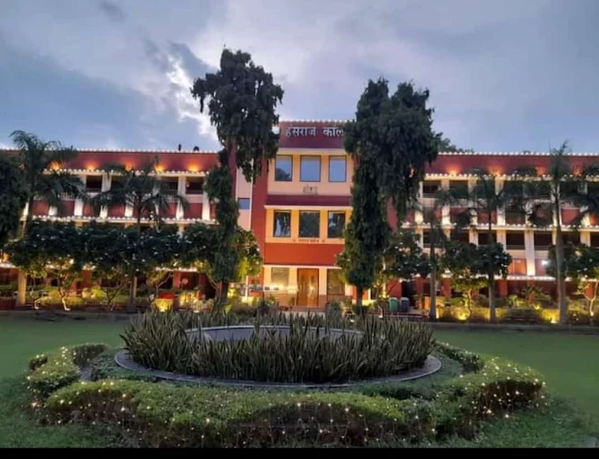 Hansraj College