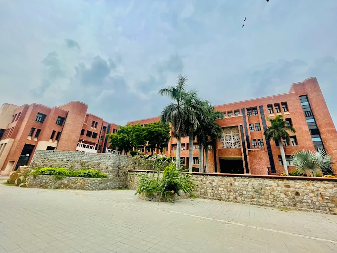 Jesus and Mary College