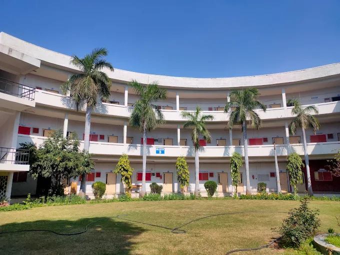 Shaheed Bhagat Singh Evening College