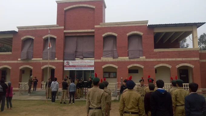 Sri Guru Tegh Bahadur Khalsa College