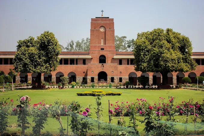 St. Stephen's College